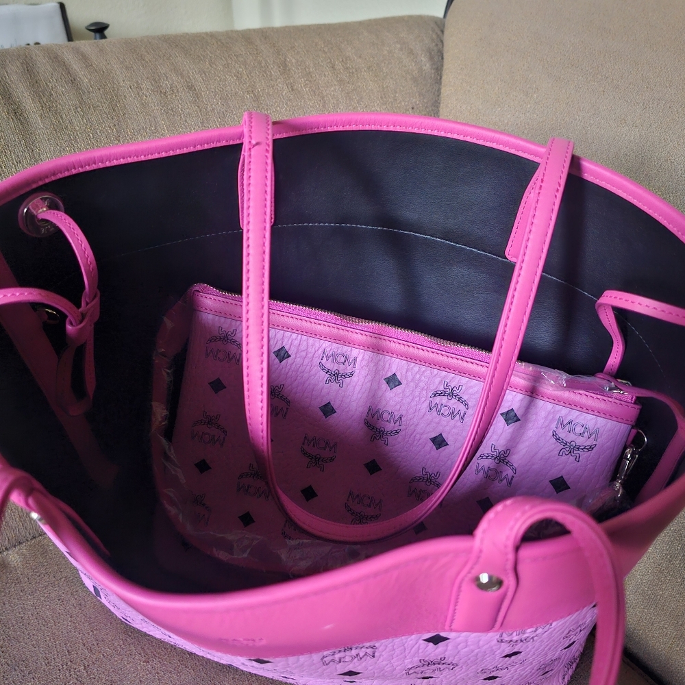 MCM Visetos Pink Tote Bag w/ Pouch - Picture 12 of 16